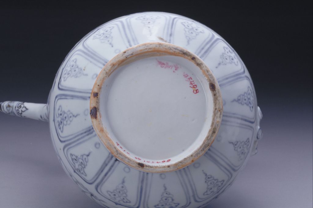 图片[2]-Blue and white flower pattern holding pot-China Archive